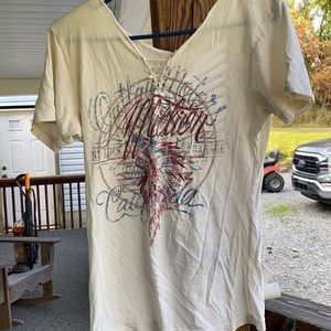 T-shirt from buckle